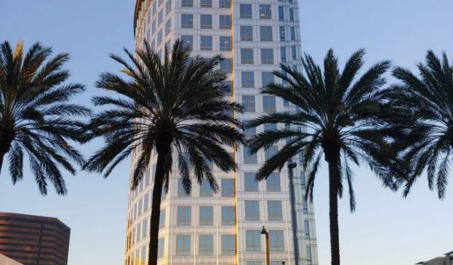 Costa Mesa: a Perfect Romantic Getaway