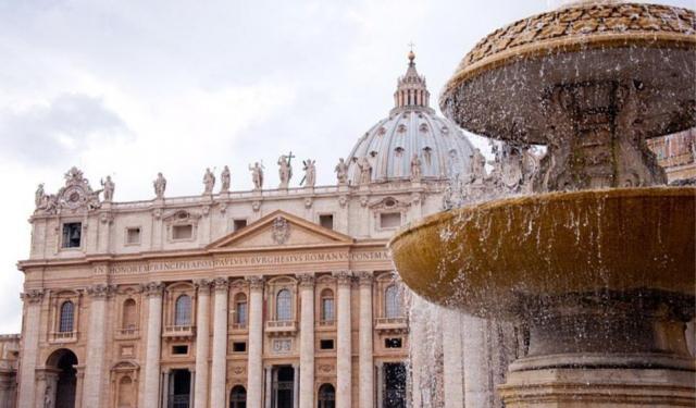 Walking in Rome: From Vatican City to Trastevere