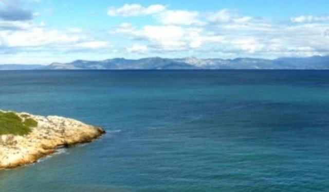 How to Get to Athens from the Port