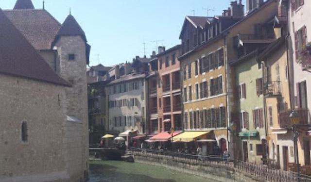 Enjoying Amazing Annecy