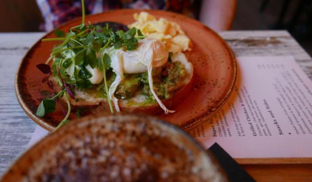 6 Great Places to Eat and Drink in Liverpool
