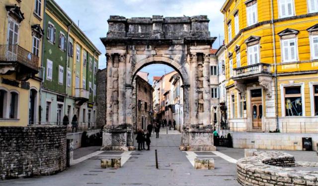 Making the Most of One Day in Pula, Croatia