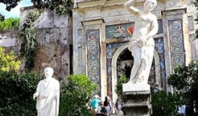 Villas and Palazzos in Rome