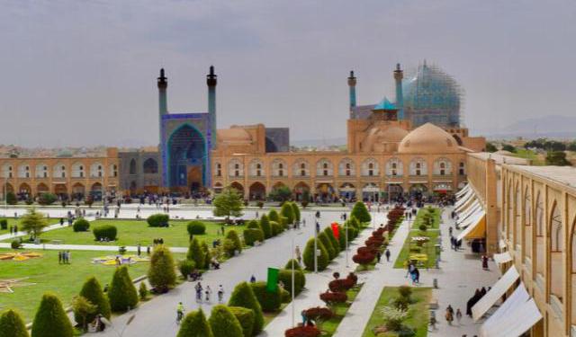Isfahan: a Visit around Naqsh-e Jahan Square