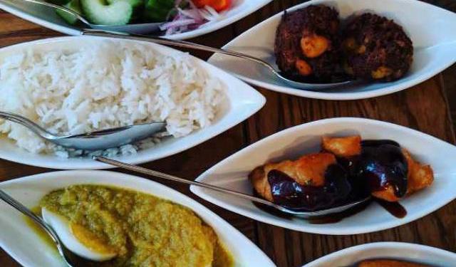 12 Indonesian Restaurants in Amsterdam