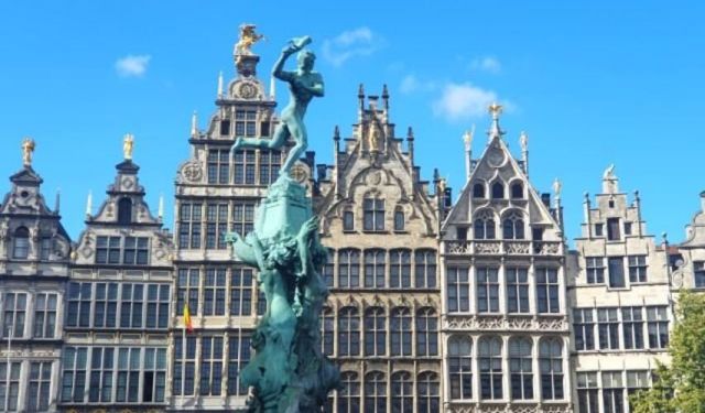 Beautiful Buildings in Antwerp