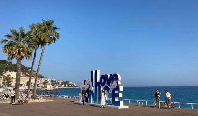 A Week in Nice