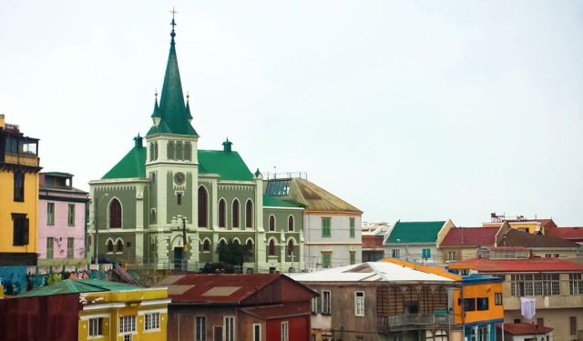 A Guide to Valparaiso’s Cerro Alegre & Cerro Concepcion