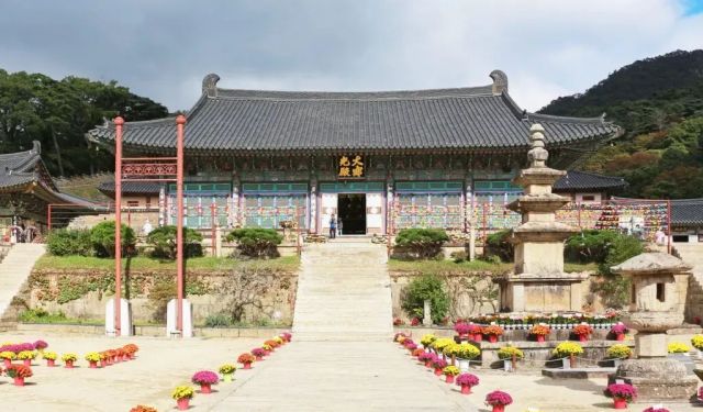 Exploring South Korea’s Top Temples