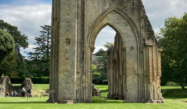 Glastonbury -An Ancient Town Full of Integrity