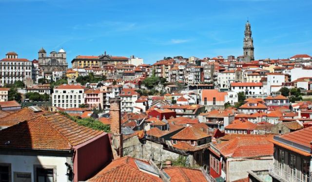 See The Sites in Picturesque Porto