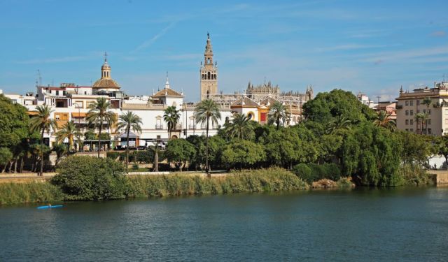 Explore Seville’s Architectural Wonders