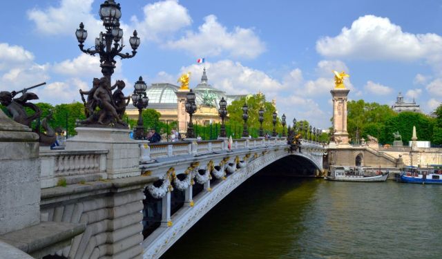 Exploring Paris with Batobus Hop-on Hop-off Cruise