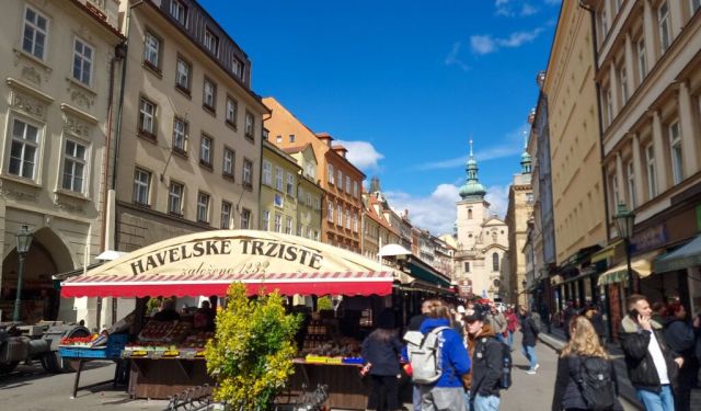 How to Spend 1 Day in Prague (Itinerary + Tips)