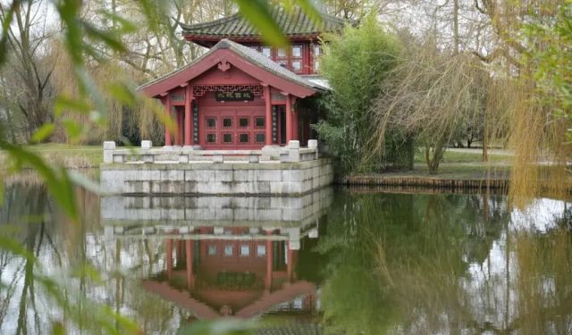 How to Discover Cultural Diversity in Berlin