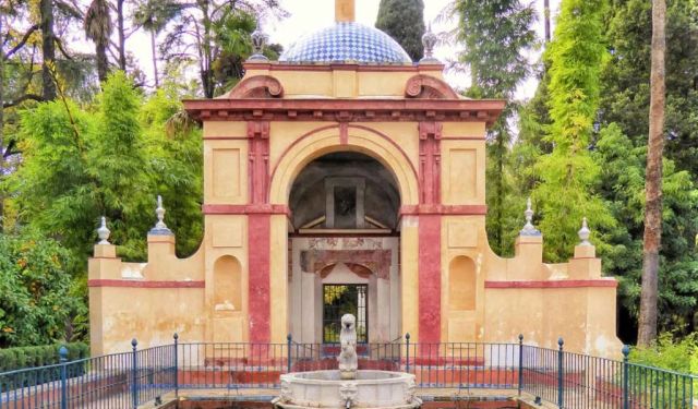 A Walk in the Gardens of Seville’s Real Alcazar