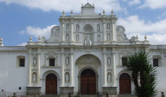 Antigua: A City Shaped by Earthquakes