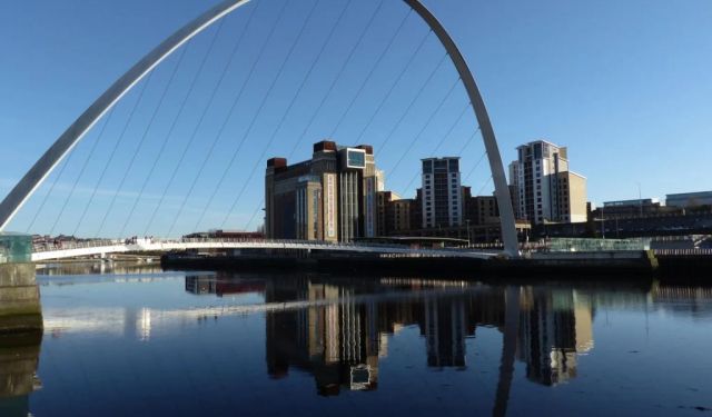 Newcastle: a City and its River