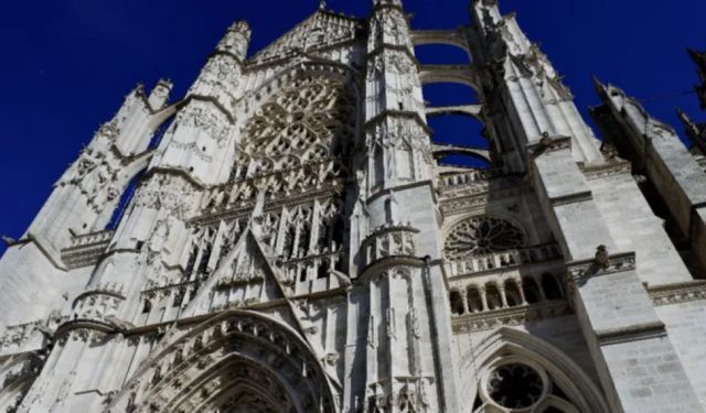 Campervan Holiday Beauvais France