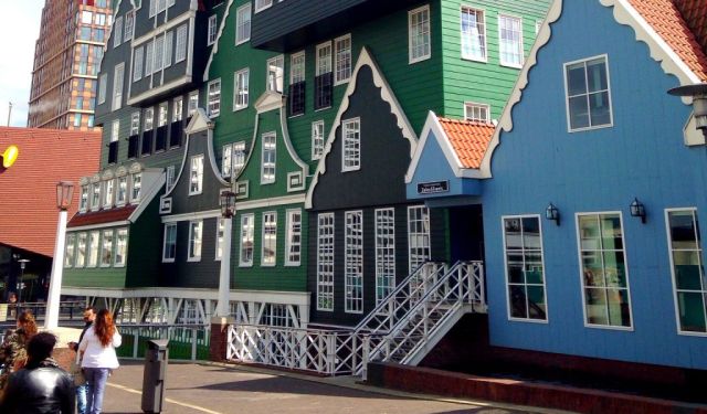A Calm Day in Zaandam: A City Trip North of Amsterdam