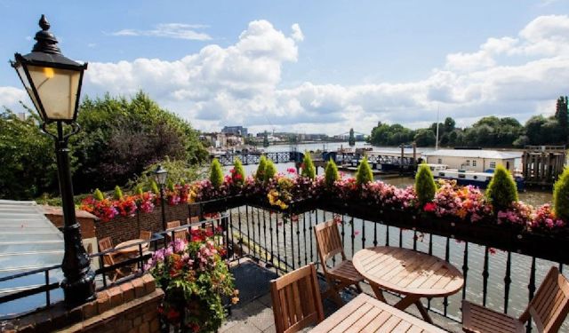 London’s Ten Best Riverside Pubs