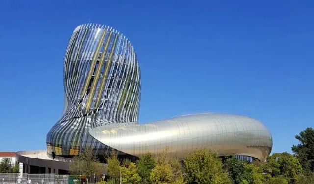 Bordeaux’s Chartrons District