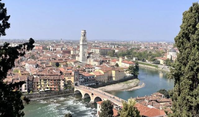 Romeo and Juliet Trail in Verona + Filming Locations