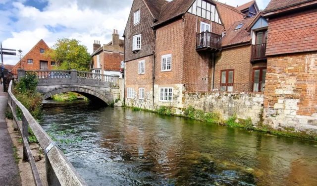 A Guide to Winchester, England's Anglo-Saxon capital
