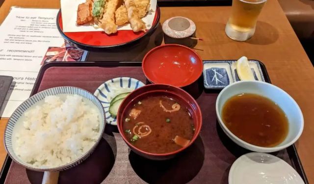Culinary Adventures in Tokyo: A Food Lover’s Guide