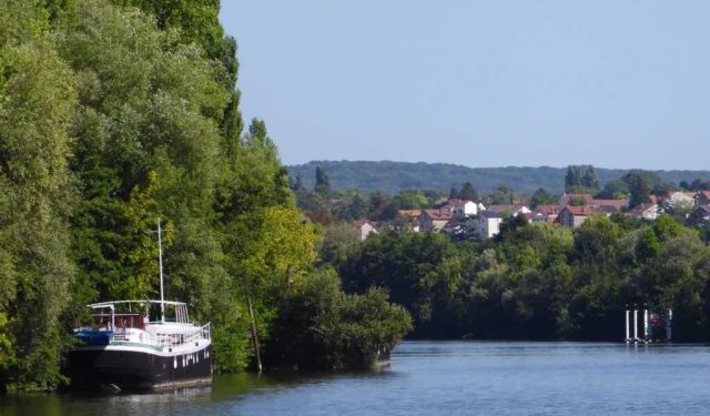 In The Footsteps of Van Gogh