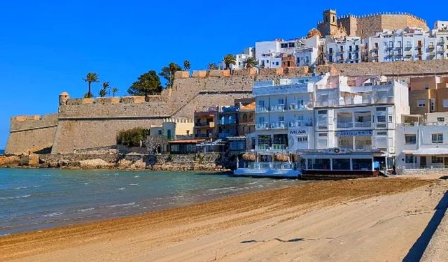 Discover Peniscola: A Hidden Gem on Costa del Azahar