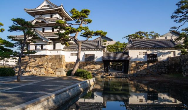 A Walking Tour of Kagawa's Port City