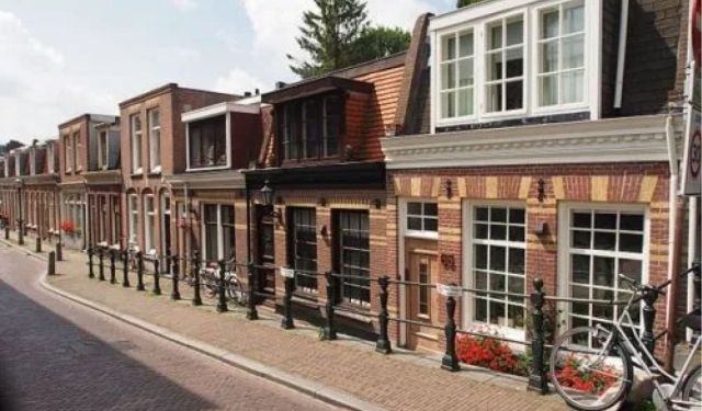 Amsterdam’s Old Villages: Hidden Corners