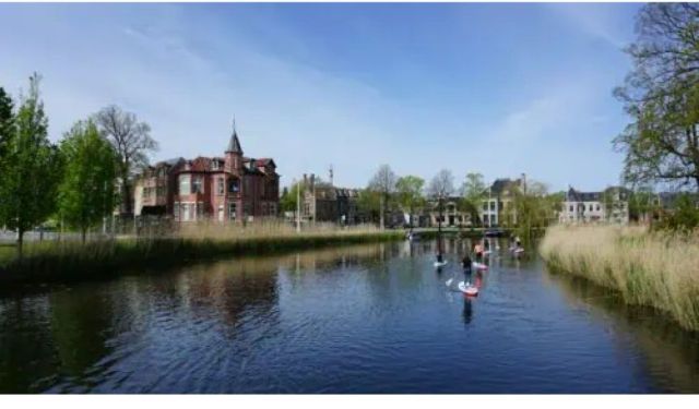 A Calm Day Trip to Alkmaar from Amsterdam