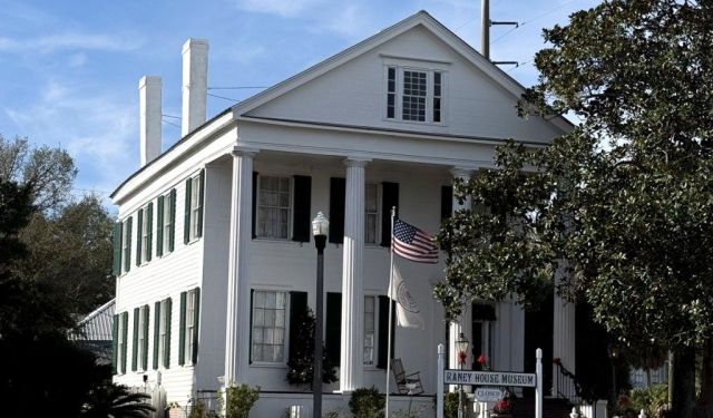 Apalachicola & St. George Island: Florida's Forgotten Coast