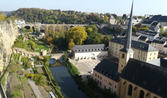 Luxembourg Self-Guided Walking Tour: Best Attractions