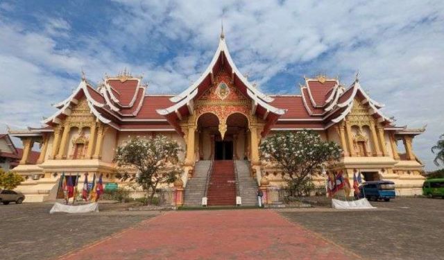 What to See in Vientiane