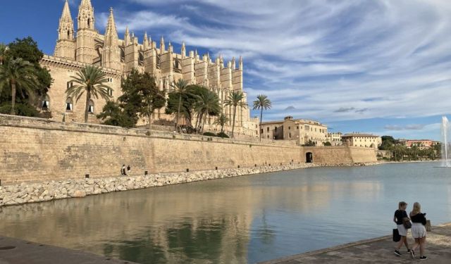 Things to Do in Palma de Mallorca: Cathedral & Sunsets
