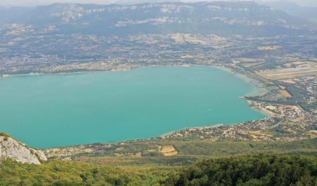 Lac d'Annecy, Lac du Bourget & Chambery Guide