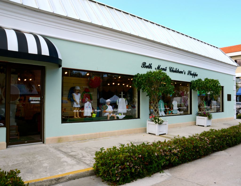 A Guide to Dining and Shopping in Naples, FL, Naples, Florida (B)
