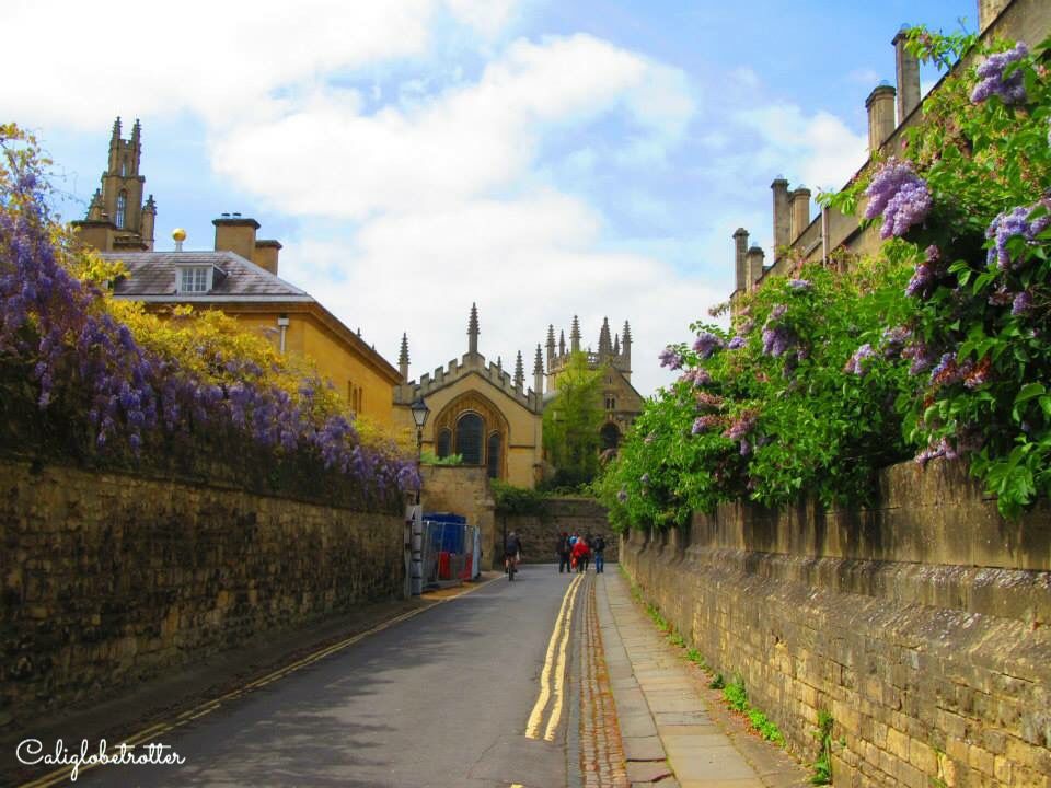 A Self Guided Walking Tour of Oxford England, Oxford, England (B)
