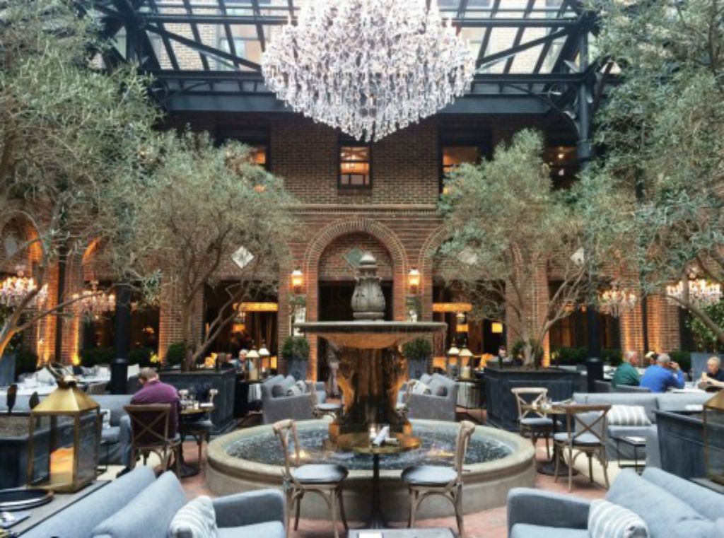 A Foodie’s Guide to Chicago 9 Essential Eats, Chicago, Illinois (B)