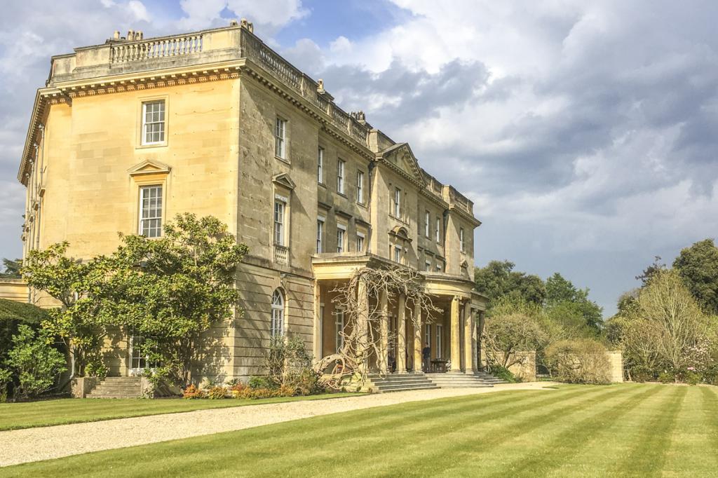 Exquisite Exbury Gardens in Southampton, Southampton, England (B)