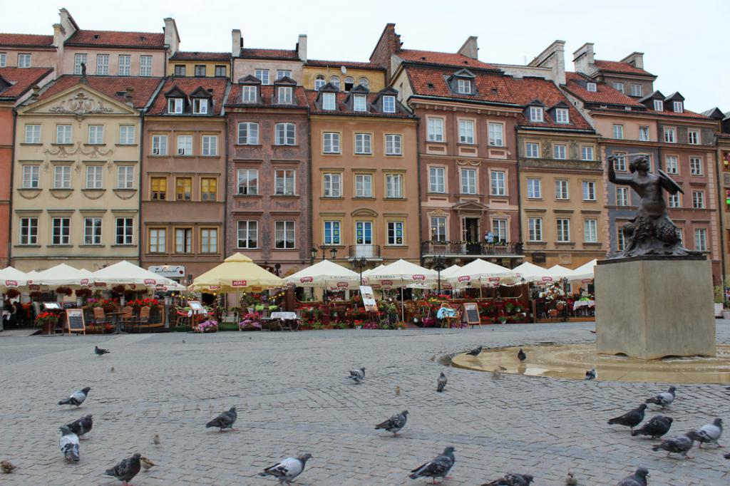 10 Cultural Things You Must Do and See in Warsaw, Warsaw, Poland (B)
