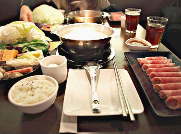 Hot Pot (Huo guo, 火鍋)