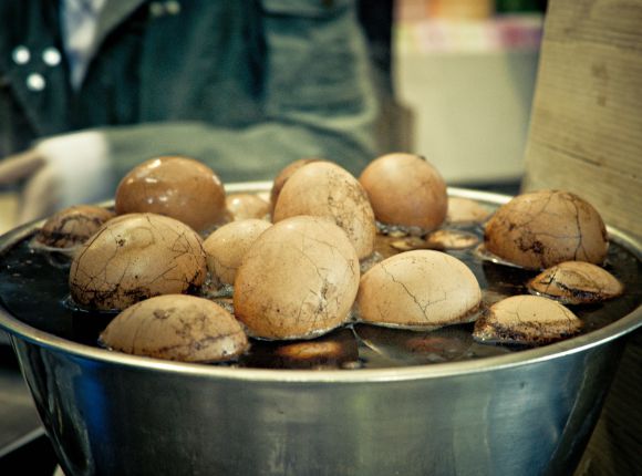 Tea Egg ( Cha Ye Dan, 茶叶蛋)