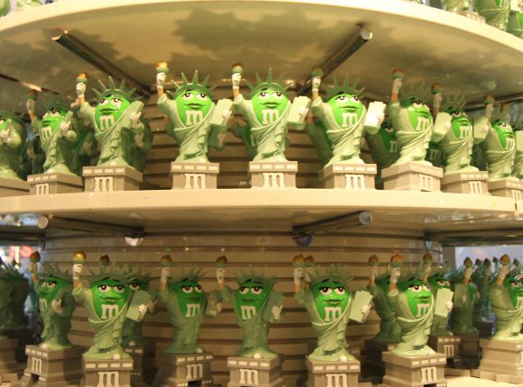 New York Souvenirs:Things You Can Only Buy in the Big Apple
