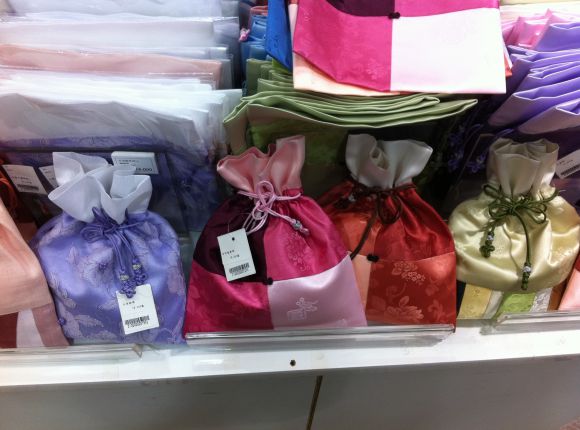 10 best gifts for your girlfriend in Korea  Flower Gift Korea