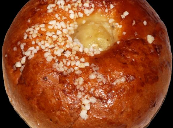 Voisilmäpulla (Butterbun)