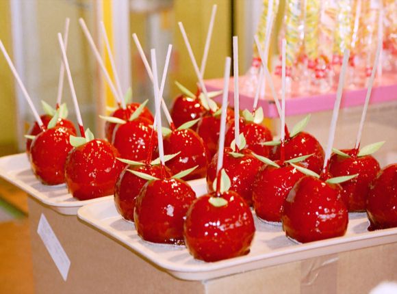 Tanghulu ( 糖葫芦 )